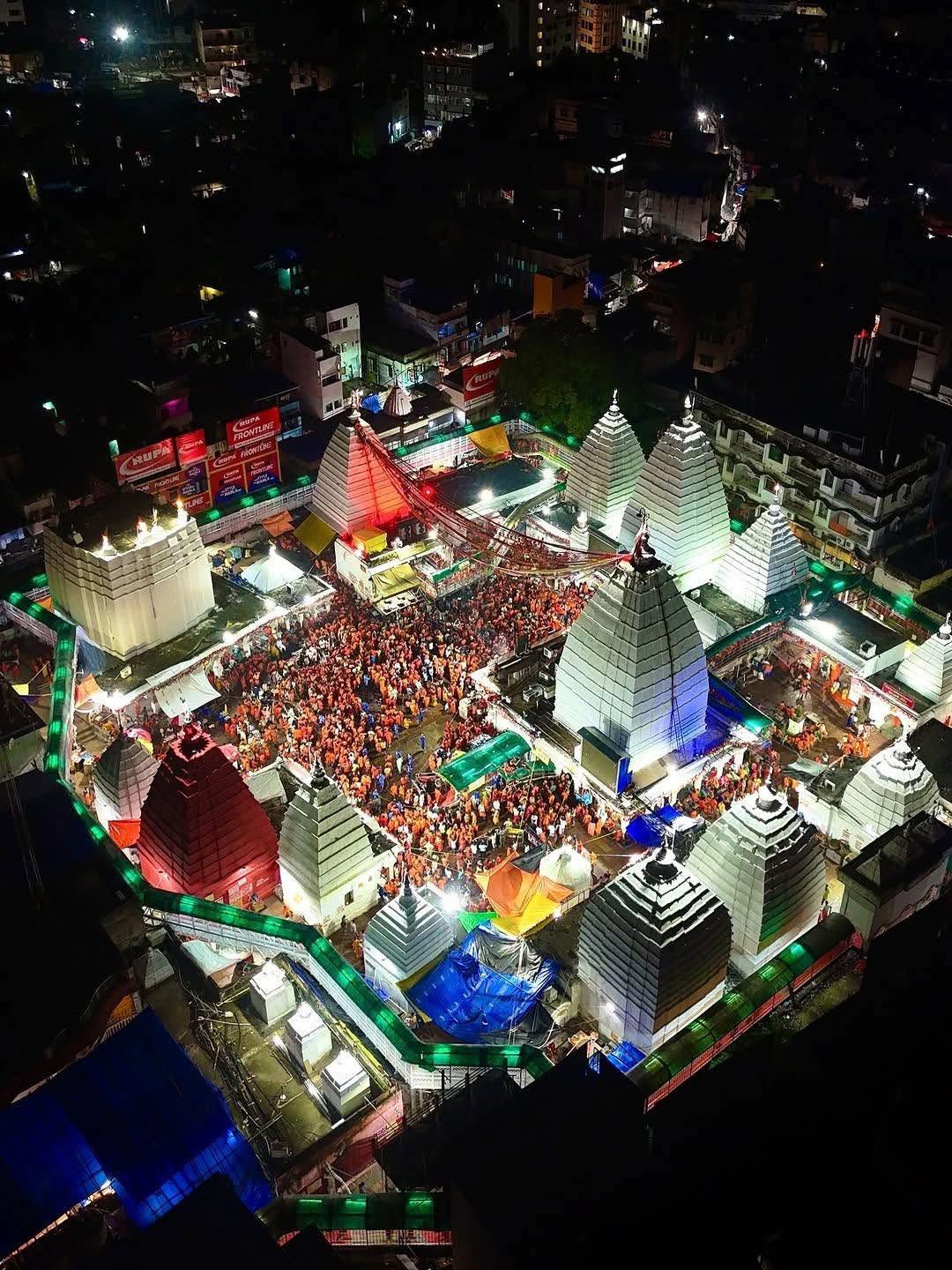 दर्शनीय तीर्थ स्थल एवं शिवगंगा सरोवर • Sacred Places & Shrines Around Deoghar